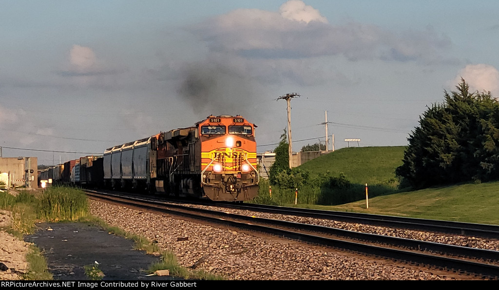 BNSF 5101